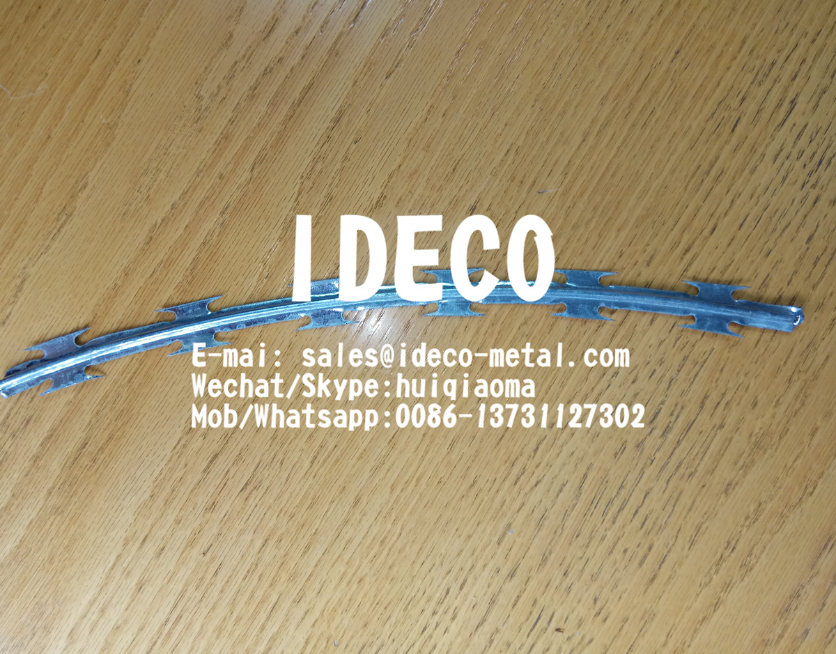 BTO-30 Razor Barbed Tape Concertina Wires, Hot-Dipped Galvanized Razor ...